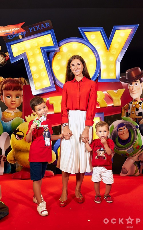 В Киеве прошла премьера фильма "История игрушек-4"