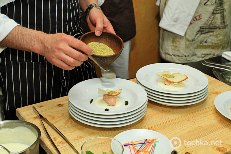 Шоу з приготування акробатичній піци в ресторані La Forchetta, частина 2