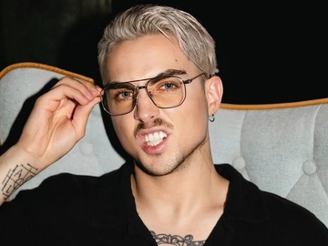 Бісексуал Melovin зізнався, з якою статтю йому легше будувати стосунки