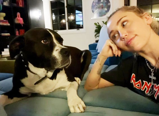 Майли Сайрус и Мэри Джейн