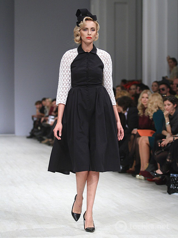 показ ANOUKI BICHOLLA