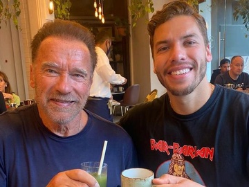 Позашлюбний син Шварценеггера пояснив, чому відмовився від прізвища батька