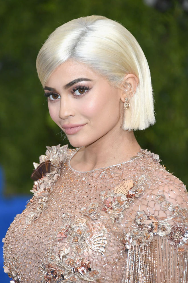 Met Gala 2017 прически