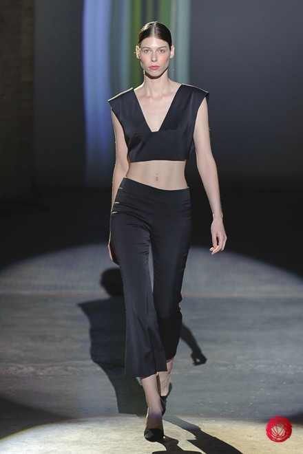 показ Elena REVA