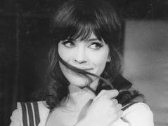 Анна Карина