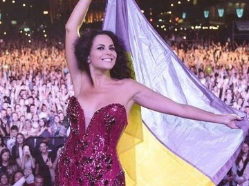 Каменських передумала відмовлятися від російськомовного репертуару