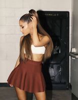 Возвращение к истокам: в моду вернулись очень длинные волосы 