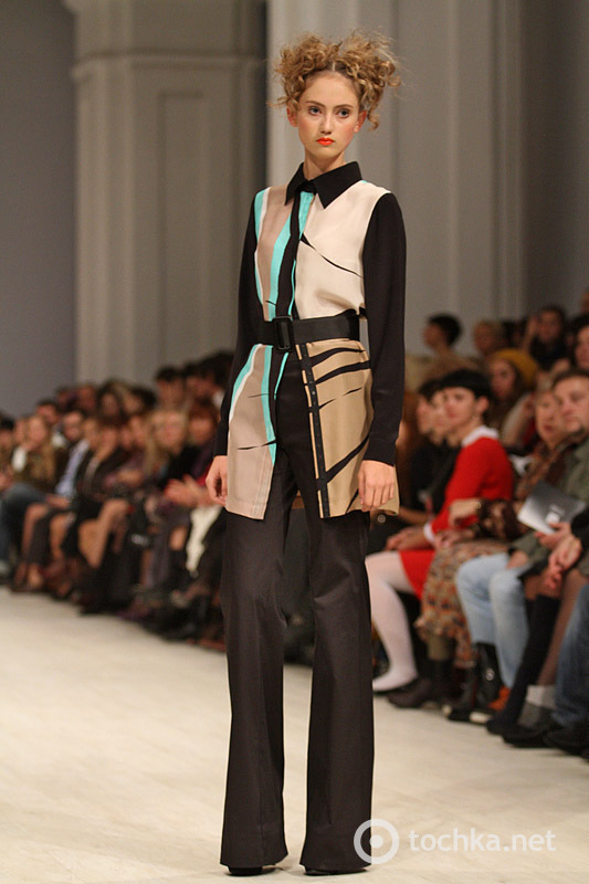 Показ Татьяна ЗЕМСКОВА / Елена ВОРОЖБИТ