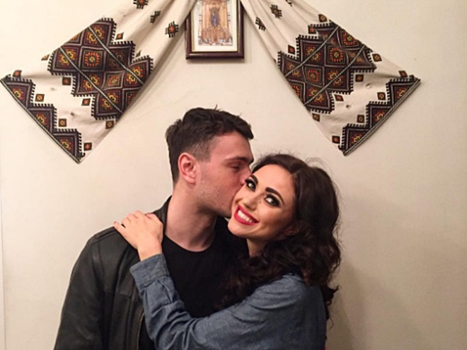 Вика из "НеАнгелов" выходит замуж 