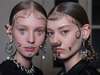 Б'юті-образ моделей з показу Givenchy Осінь 2015