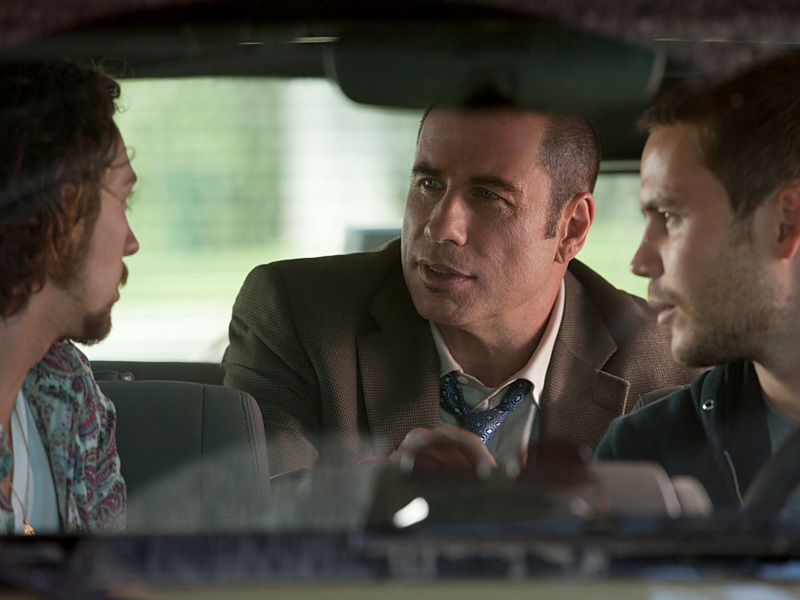 Кадры из фильма "Дикари"