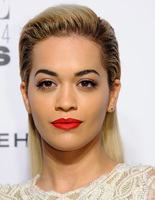 Звезды на Elle Style Awards 2014: макияж и прически