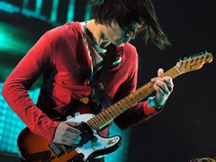 Джонни Гринвуд