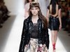 Украинская модель Юлия Ратнер на показе Fendi весна-лето 2017