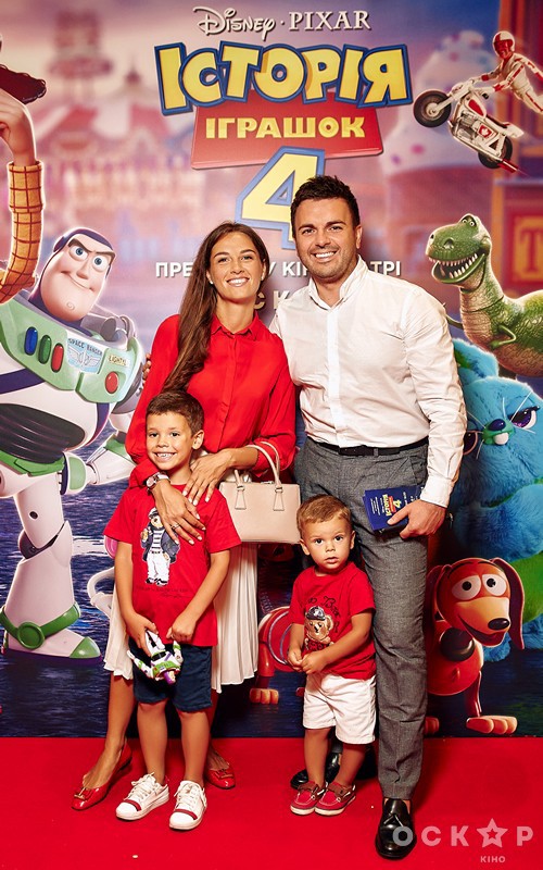 В Киеве прошла премьера фильма "История игрушек-4"