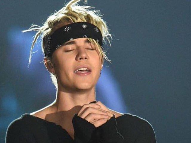 Джастин Бибер