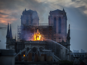 Нотр-Дам: что нужно знать о пожаре в соборе Парижской Богоматери
