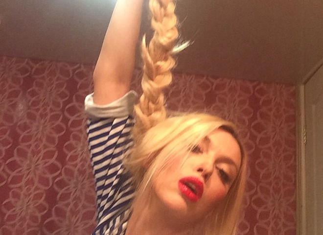 Оля Полякова