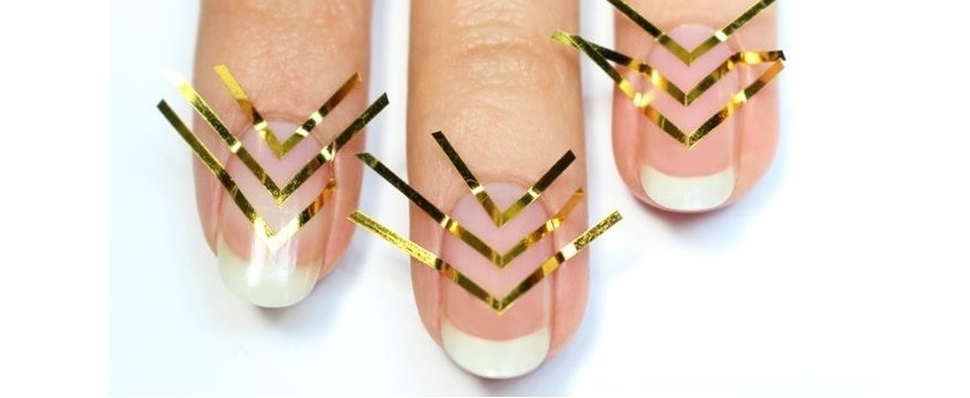 Тренд сезона: нейл-арт с незаполненным пространством