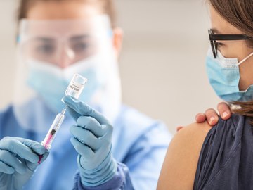 Вакцинація проти COVID-19: поради