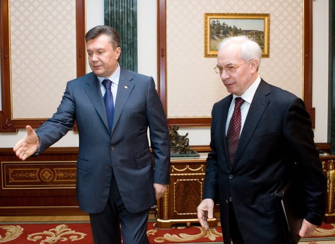Азаров, Янукович
