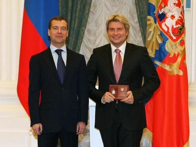 Микола Басков