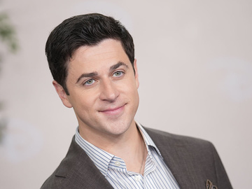 Зірка «Чарівників з Вейверлі Плейс» Девід Генрі вчетверте стане батьком