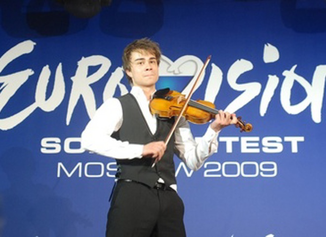 Александр Рыбак