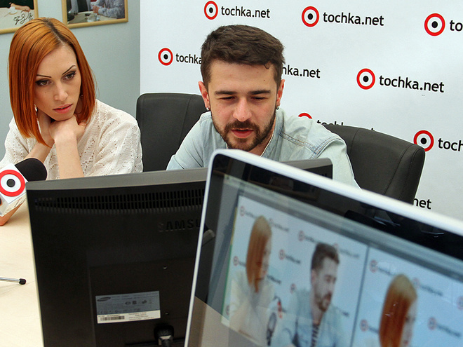 Алёна Мун, Паша Парфений