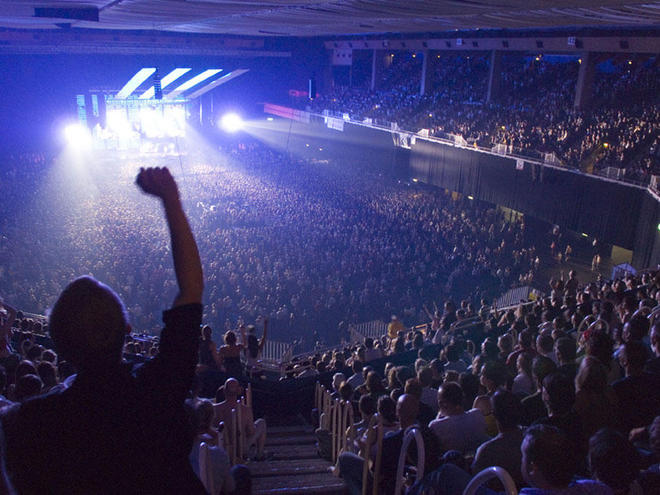 гуру шоубиза