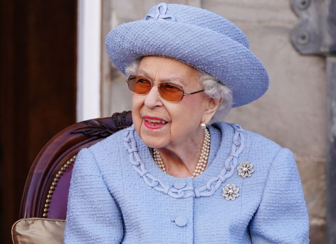 Королева Елизавета II