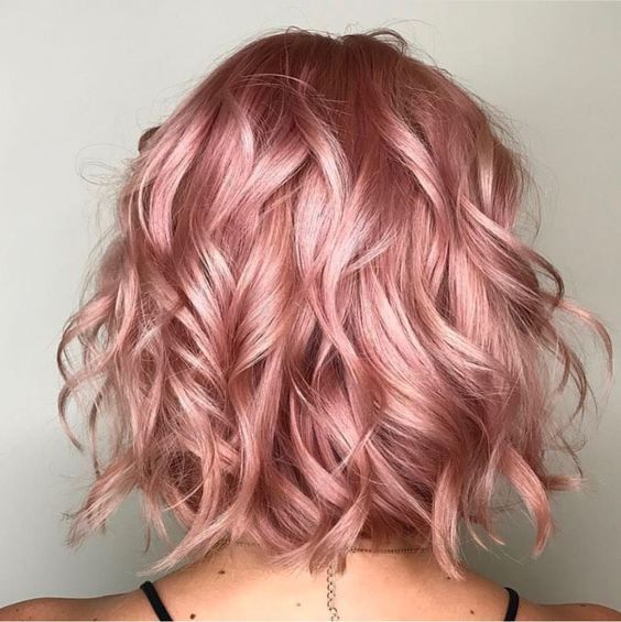 Рожеве волосся