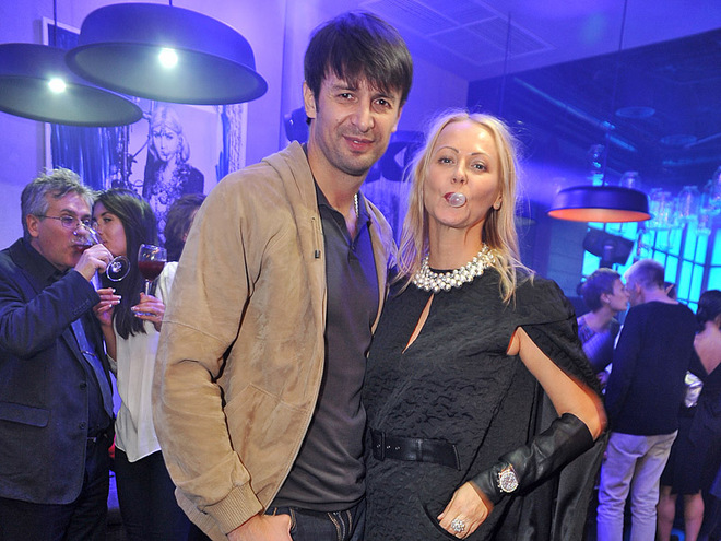 Ольга Альонова напилася на відкритті ресторану