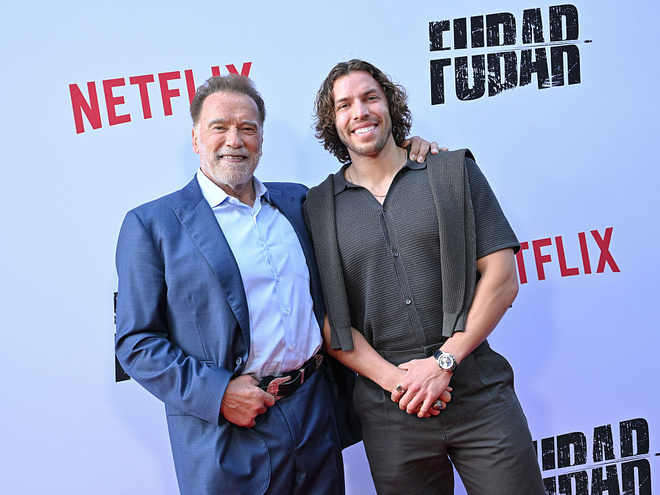 Позашлюбний син Шварценеггера переміг на своїх перших змаганнях з бодібілдингу