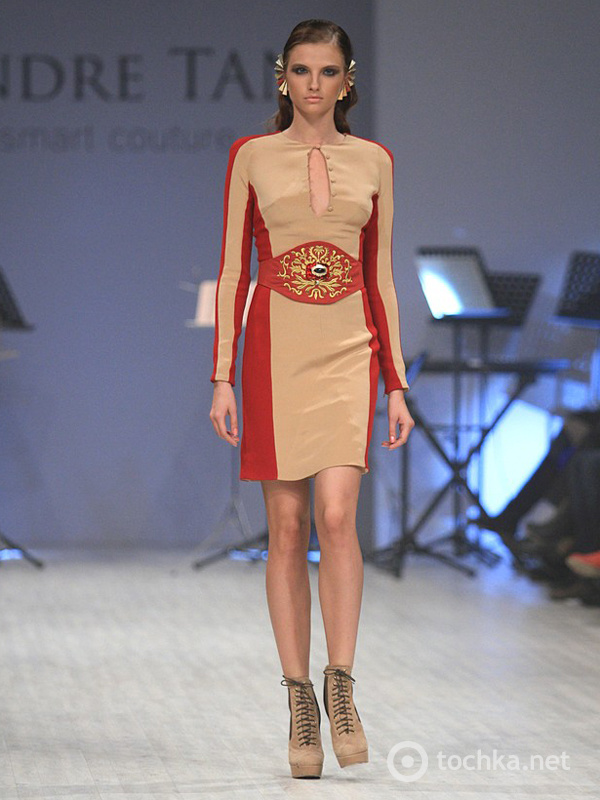 Показ ANDRE TAN