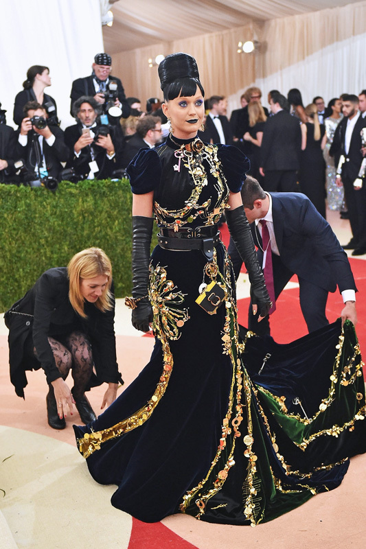 MET Gala-2016: лучшие наряды вечера