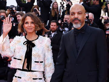 Голлі Беррі показала фото нареченого та привітала його з 56-річчям