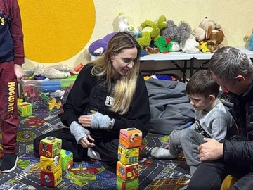 Анджеліна Джолі дала перший коментар про поїздку до Миколаєва та Херсона