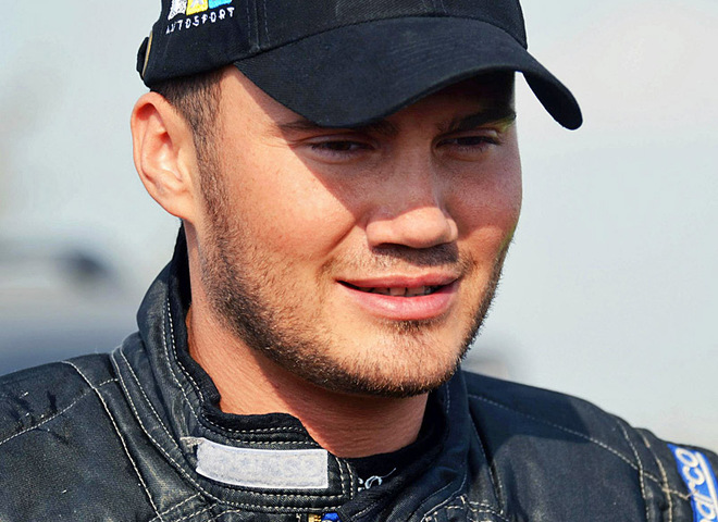 Виктор Янукович попал в аварию