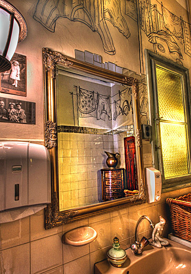 Lavender Circus Hostel - Будапешт, Венгрия 