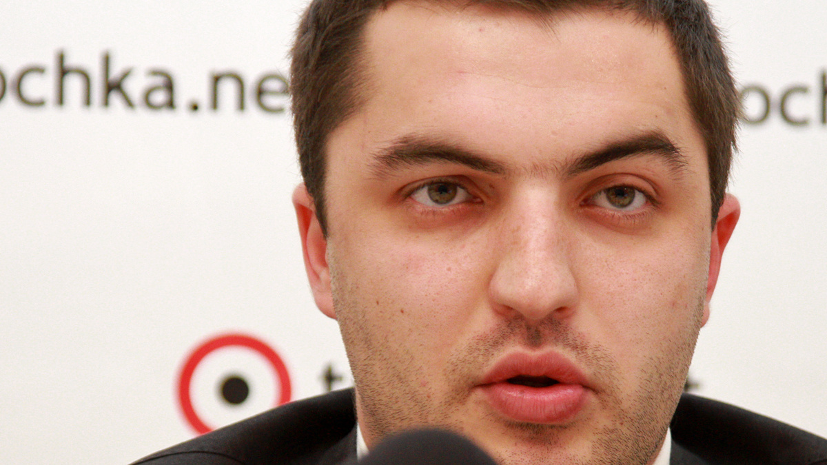 Євген Ларін