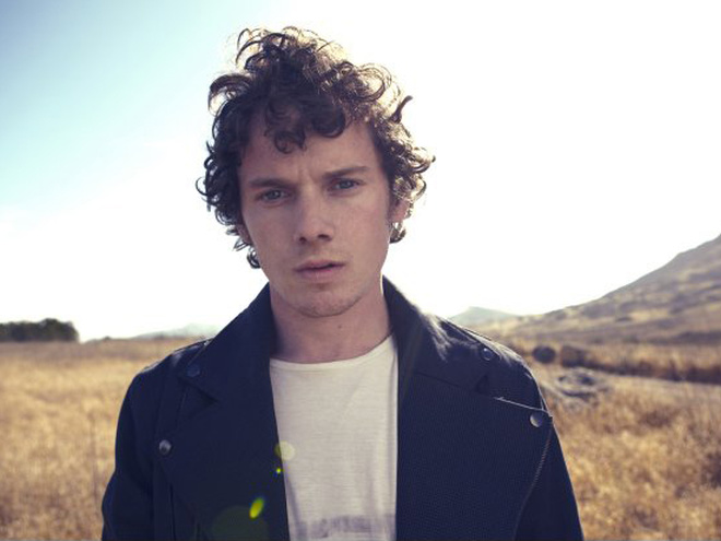 Антон Єльчин