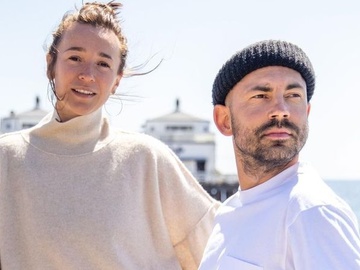 Сімейне возз'єднання: дружина Бєднякова із двома дітьми вперше за рік повернулася до України