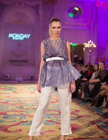 Показ MON.DAY Показ MON.DAY