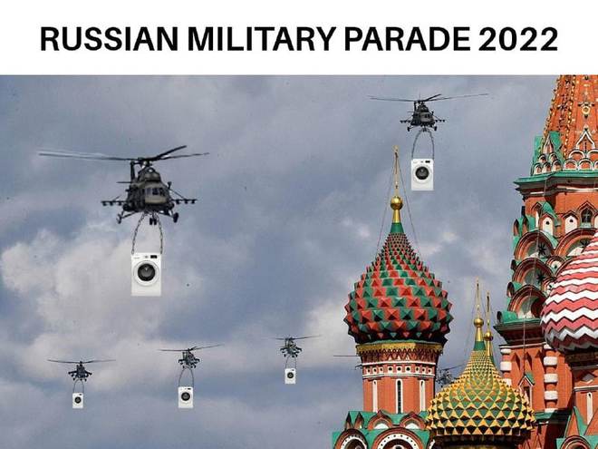 Мемы о параде на 9 мая в РФ