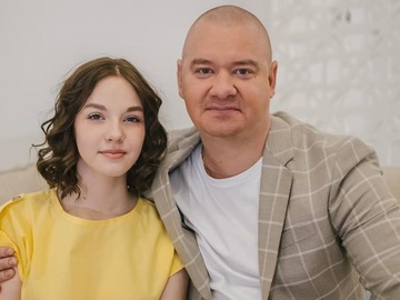 Дружина Кошового згадала, як їхня старша дочка втікала з дому, вистрибуючи з вікна