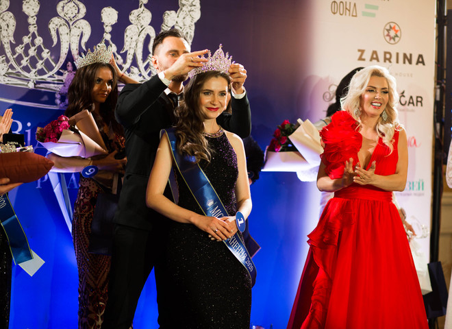 місіс відкритий світ