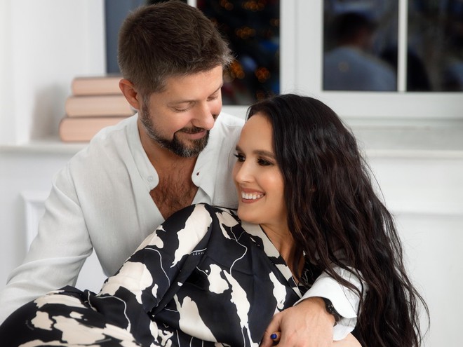 Александр Бережок с женой