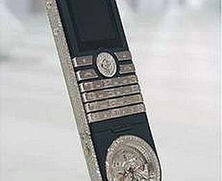 Часы-мобильник от Goldvish стоит €369 тыс.