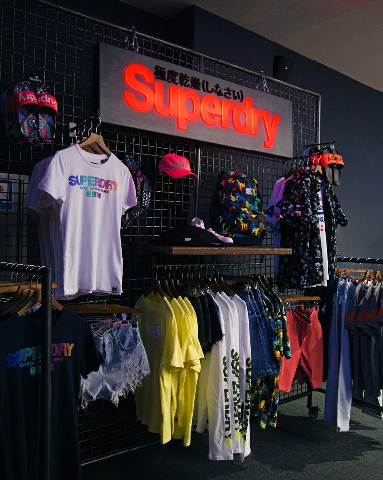 В Киеве прошла селебритиз-презентация игры RevolVR "Дикий запад"